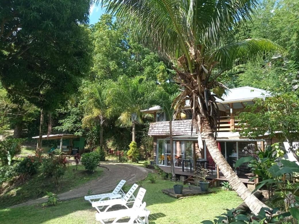 Huahine Manta Lodge Avec 4X4 Optionnel Haapu Esterno foto